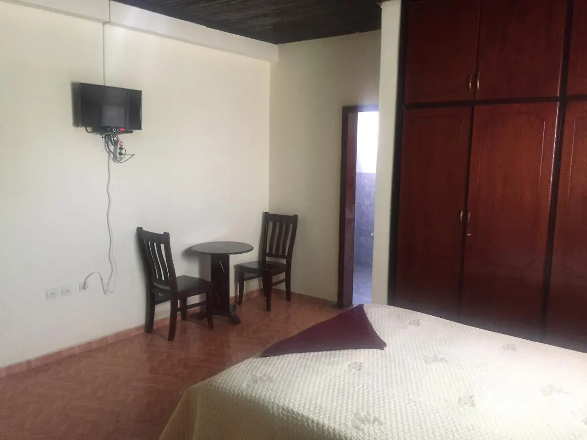 Tseder Pension Addis Ababa 2*,